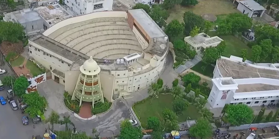 Bhartiya Lok Kala Mandal | Details, Timings and Charges