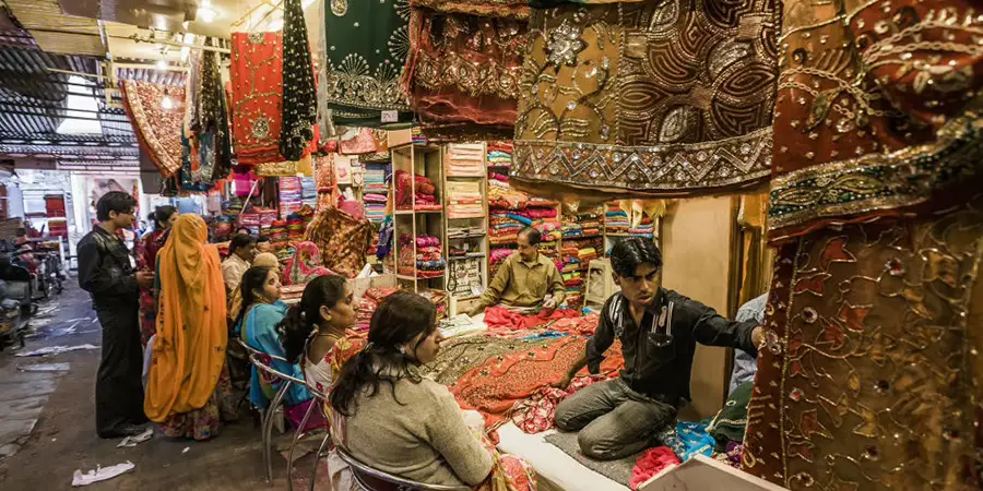 Top 5 Best Places to Shop in Jaipur – A Local’s Guide to the Pink City’s Markets